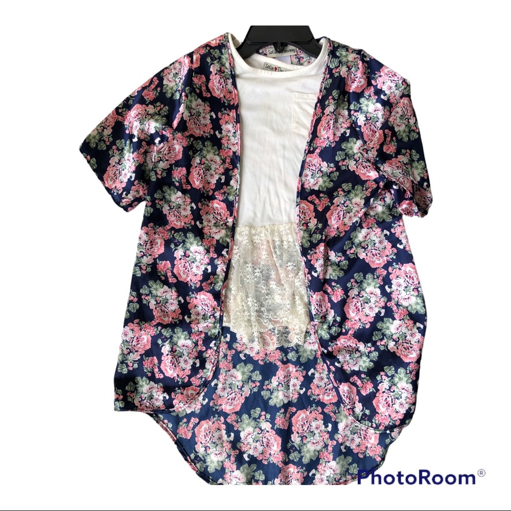 2 piece set kimono and semi cropped lace detail shirt size 7 / 8 girls